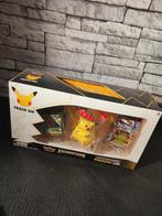 Celebrations Premium Figure Collection: Pikachu VMAX, Ophalen of Verzenden, Zo goed als nieuw