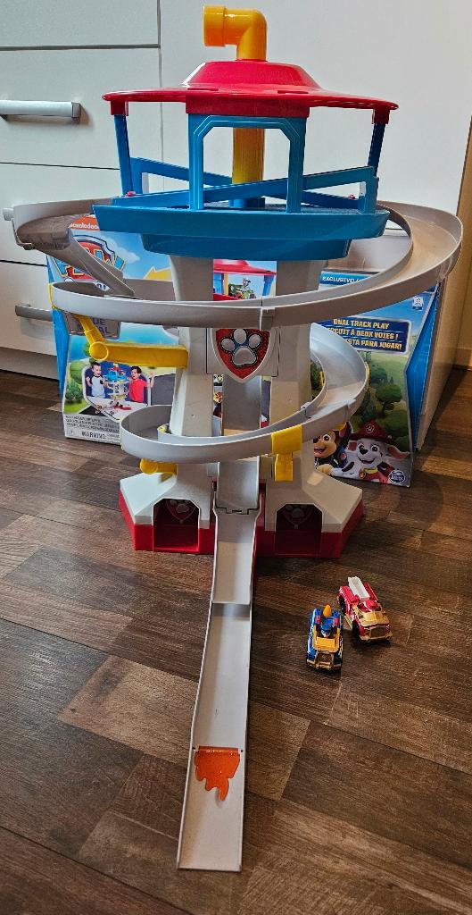 PAW Patrol hoofdkwartier., Kinderen en Baby's, Speelgoed | Speelgoedvoertuigen, Zo goed als nieuw, Ophalen