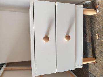 2x Kleine ladekastjes/Nachtkastjes