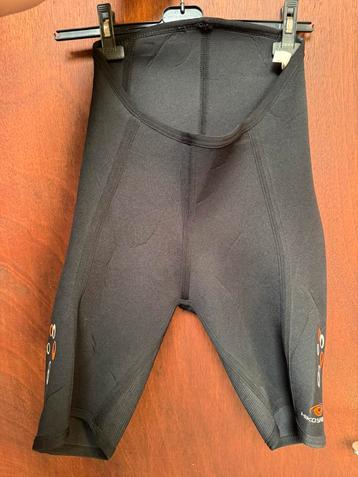Neopreen shorts korte broek Hiko Sport maat L beschikbaar voor biedingen