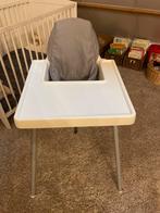 IKEA kinderstoel Antilop wit, Kinderen en Baby's, Kinderstoelen, Ophalen, Zo goed als nieuw, Meegroeistoel, Afneembaar eetblad