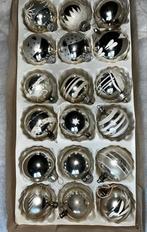 Oude kerstbal met decor in doos nr 61, Ophalen of Verzenden, Nieuw