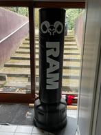 Staande Bokspaal – RAM O2 met logo, Ophalen, Zo goed als nieuw, Bokszak