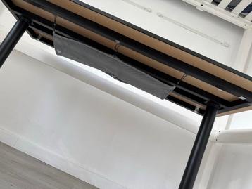 Zwart IKEA BEKANT Bureau 140x60 cm - afbeelding 3