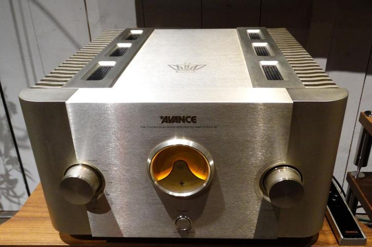 Avance A30, Audio, Tv en Foto, Versterkers en Receivers, Gebruikt, Stereo, Overige merken, Ophalen