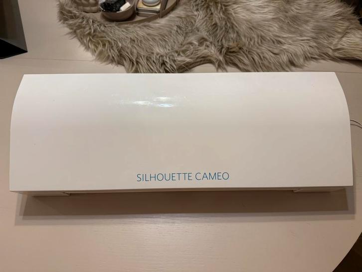 Silhouette cameo 3 + mint complete set, Hobby en Vrije tijd, Knutselen, Zo goed als nieuw, Ophalen