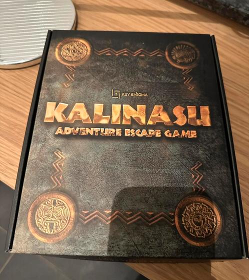 Key enigama - Kalinasu escape room, Hobby en Vrije tijd, Gezelschapsspellen | Bordspellen, Zo goed als nieuw, Een of twee spelers