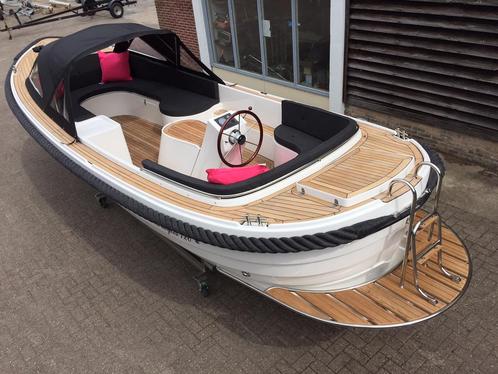 Oudhuijzer 720 diesel, Watersport en Boten, Sloepen, Nieuw, 6 meter of meer, Overige brandstoffen, Polyester