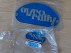 Embleem en broche Avro Rally 1972. Nog nieuw in verpakking., Verzenden, Nieuw, Auto's