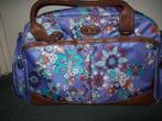 Weekendtas met  bloemen paars/blauw  Oilily, Sieraden, Tassen en Uiterlijk, Koffers, Gebruikt, Minder dan 50 cm, Ophalen of Verzenden
