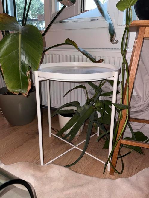 IKEA bijzettafel, Huis en Inrichting, Tafels | Bijzettafels, Gebruikt, Rond, 45 tot 60 cm, Minder dan 55 cm, Metaal of Aluminium