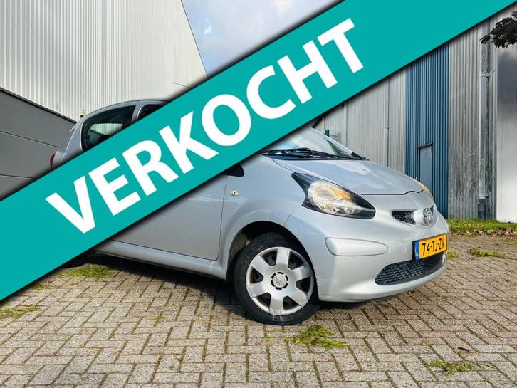 Toyota Aygo 1.0-12V + NIEUWE APK, Auto's, Toyota, Bedrijf, Te koop, Aygo, ABS, Airbags, Centrale vergrendeling, Elektrische ramen