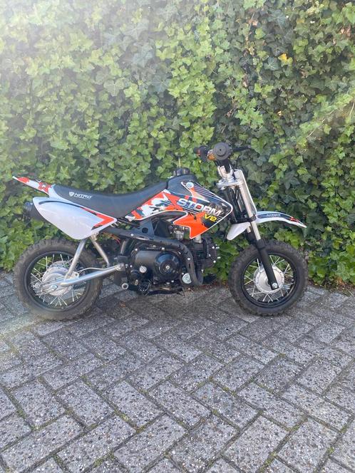 Nitro Motors Storm v2 90cc 4-takt automaat (2ehands), Fietsen en Brommers, Minibikes, Midibikes en Pitbikes, Zo goed als nieuw