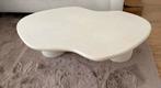 Organische betoncare salontafel (one of a kind she), Huis en Inrichting, Tafels | Salontafels, 100 tot 150 cm, Zo goed als nieuw