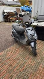 Zeer nette zip 50cc blauw plaat, Fietsen en Brommers, Scooters | Piaggio, Ophalen, Zo goed als nieuw, Benzine, Zip