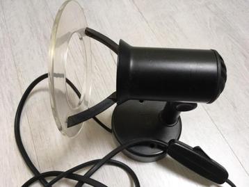 Kunststof wandspot zwart (lamp 220V) met schakelaar beschikbaar voor biedingen