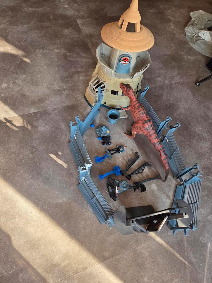 Jurassic Park compound set aardig compleet (set 3), Kinderen en Baby's, Speelgoed | Actiefiguren, Gebruikt, Ophalen of Verzenden