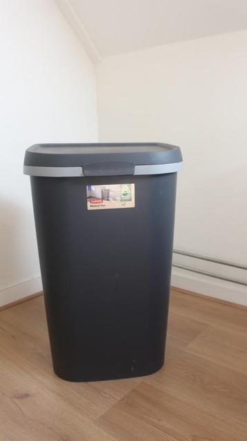 prullenbak Mistral Flat recycled PVC 50L beschikbaar voor biedingen