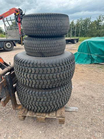 Bridgestone gazonbanden beschikbaar voor biedingen