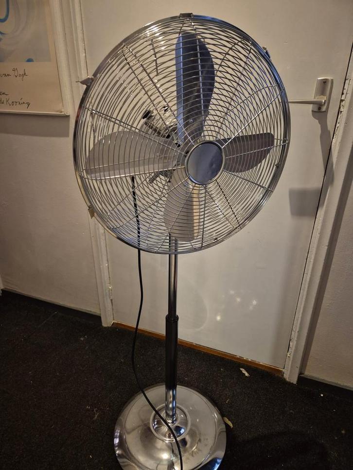 Retro Chromen Staande Ventilator - 3 Standen, Witgoed en Apparatuur, Ventilatoren, Statiefventilator, Ophalen