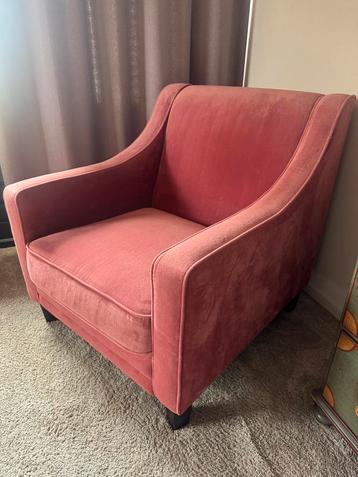 Roze fauteuil - Zo goed als nieuw! beschikbaar voor biedingen