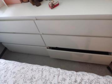 Shelf for sale  beschikbaar voor biedingen
