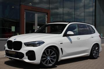 BMW X5 xDrive45e High Executive | M Pakket | Pano | Luchtver beschikbaar voor biedingen
