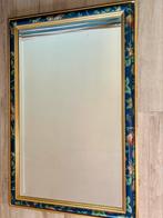 Klassieke facet geslepen spiegel met sierlijke lijst., Huis en Inrichting, Woonaccessoires | Spiegels, Ophalen, Gebruikt, 100 tot 150 cm