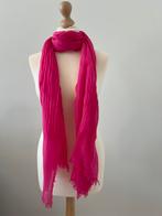 Sjaal (fuchsia kleur) - Nieuw, Ophalen of Verzenden, Zo goed als nieuw, Maat 46/48 (XL) of groter, Sjaal