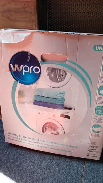 wpro kit tussen was en droogautomaat beschikbaar voor biedingen