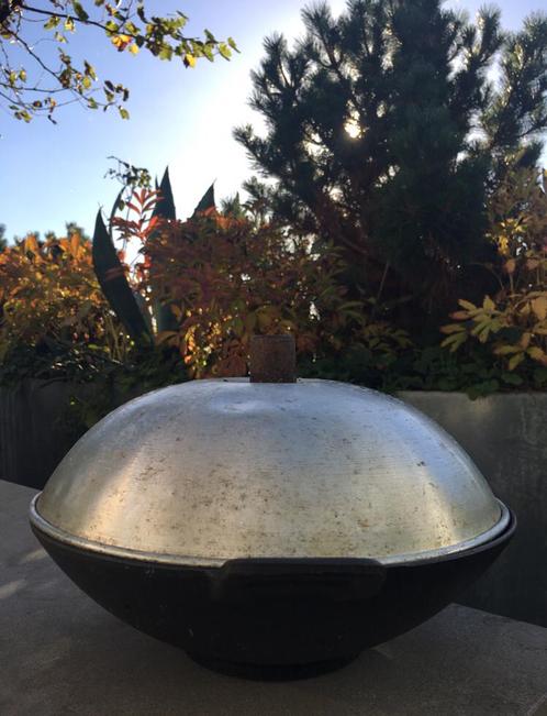 wok pan gietijzer groot zwaar zwart +deksel aluminium, Huis en Inrichting, Keuken | Potten en Pannen, Gebruikt, Wok, Gietijzer