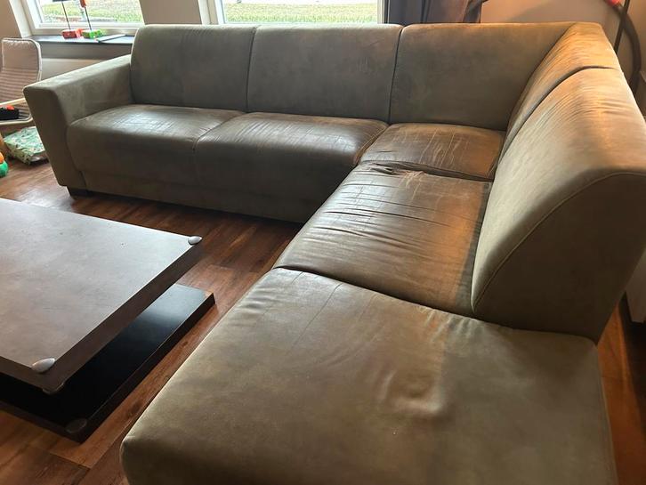 Groene hoekbank. Gratis ophalen, Huis en Inrichting, Banken | Complete zithoeken, Gebruikt, Stof, Ophalen