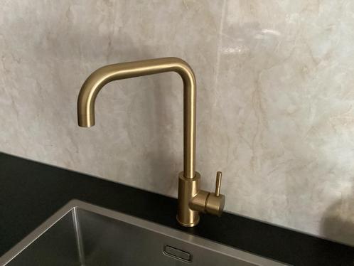 Keukenkraan mat brushed goud. Nieuw. 2 modellen. Op= Op, Huis en Inrichting, Keuken | Keukenelementen, Nieuw, Ophalen of Verzenden