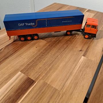 DAF 2800 CBN HUIF TRAILER ONDERDELE EXPRESSE /ZIE MEER DAF,s beschikbaar voor biedingen