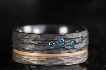 Ring van zirkonium - titanium - Hein Vera  beschikbaar voor biedingen