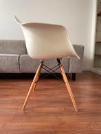 Vitra Eames DAW Stoel, Huis en Inrichting, Stoelen, Gebruikt, Wit, Eén, Ophalen