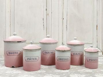 Oud emaille roze bussenset  beschikbaar voor biedingen