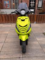 Mooie piaggio zip uit 2016, Fietsen en Brommers, Ophalen, Zo goed als nieuw, Benzine, Zip