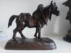 Paard met juk, Antiek en Kunst, Ophalen