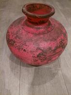 Vintage Rode Vaas - metaal, Gebruikt, Aardewerk of Porselein, Ophalen of Verzenden, Minder dan 50 cm