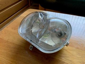 Koplamp met dubbel lamp plaatsing   beschikbaar voor biedingen