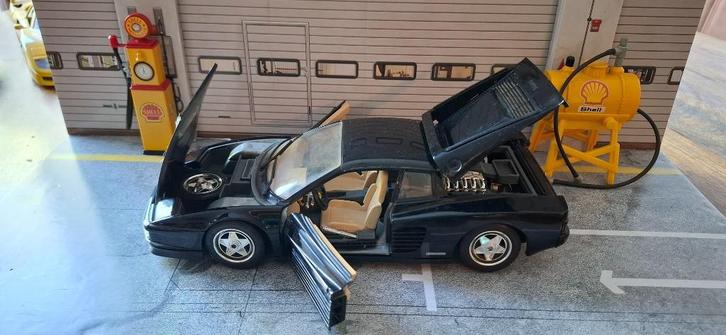 1.18 ferrari testarossa, Hobby en Vrije tijd, Modelauto's | 1:18, Zo goed als nieuw, Auto, Bburago, Ophalen of Verzenden