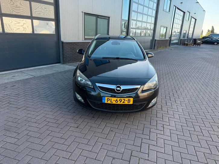 Opel Astra 1.7 Cdti 81KW St.wgn. 2012 Zwart, Auto's, Opel, Bedrijf, Astra, Diesel, A, Stationwagon, Handgeschakeld, Geïmporteerd