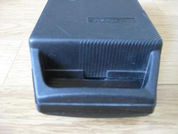 Zwarte cassettebandjeshouder voor 12 cassettebandjes beschikbaar voor biedingen