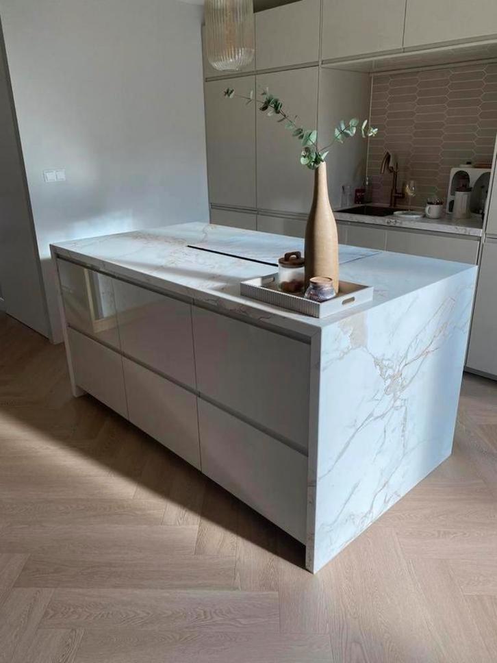 Kookeiland met uniek Dekton entzo ombouw, Huis en Inrichting, Keuken | Keukenelementen, Zo goed als nieuw, Minder dan 100 cm, 100 tot 150 cm