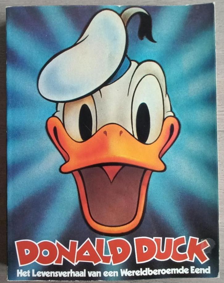 Donald Duck - het levensverhaal v.e. wereldberoemde eend., Boeken, Stripboeken, Zo goed als nieuw, Eén stripboek, Ophalen of Verzenden