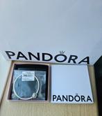 Nieuwe zilveren Pandora moments armband 19cm, Ophalen of Verzenden, Nieuw, Zilver, Met kristal
