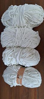 Zeeman Chenille Extra Soft Garen - 4 Bollen, Ophalen of Verzenden, Nieuw, Breien of Haken, Wol of Garen