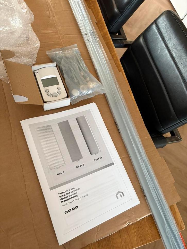 Elektrische Designradiator Tinos E, Doe-het-zelf en Verbouw, Verwarming en Radiatoren, Nieuw, Radiator, 80 cm of meer, Minder dan 60 cm