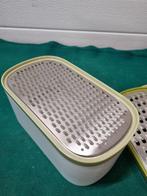 Rasp met opvangbak en deksel 2 maten rasp, Ophalen of Verzenden